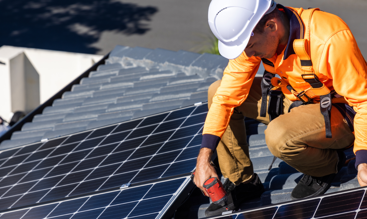 cost to remove and reinstall solar panels in 2025